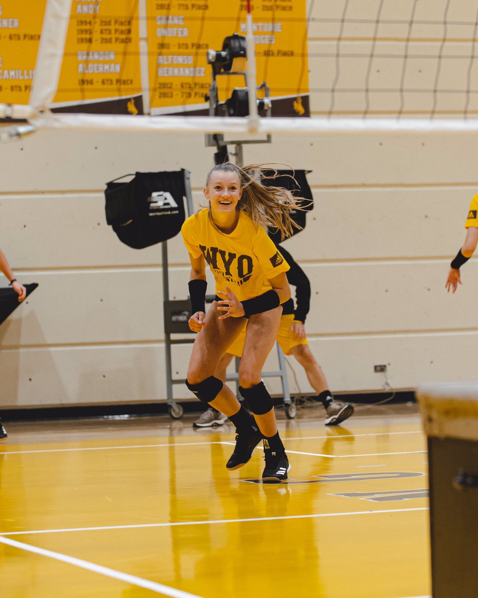 WYO_Volleyball's tweet photo. Cowgirl volleyball is back 🤠😤 

📸 @Ty_J_Davis https://t.co/sYF51rfInB