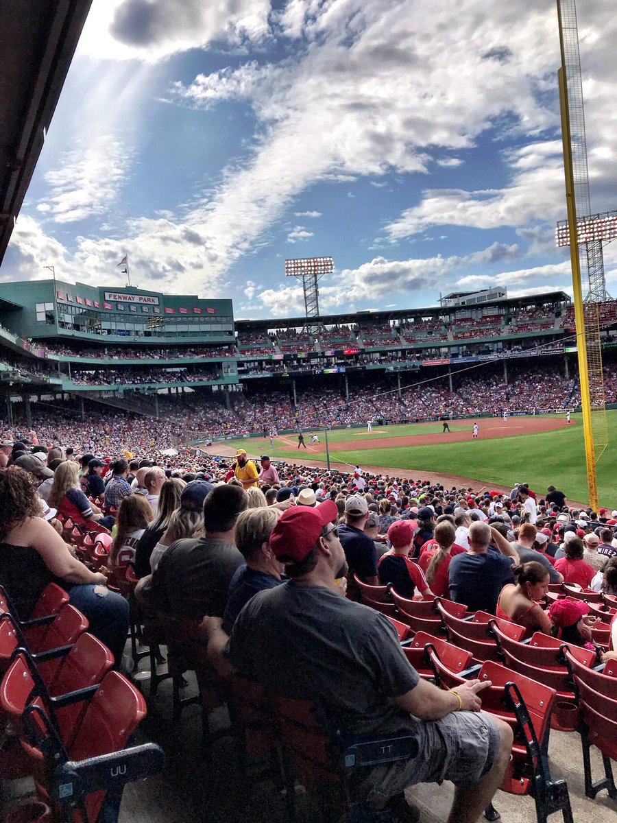 galiberti's tweet photo. It is a beautiful day to take the family out to @fenwaypark for a @RedSox game! Don’t forget to head to Concourse K for Kids Fun! #KidNation #CallingAllKids #SoxVR #SoxPromos #RedSox #RedSoxNation #MyFenway #RedSoxParents #FamilyFun #FenwayPark #Ad https://t.co/7or5p5ekwU