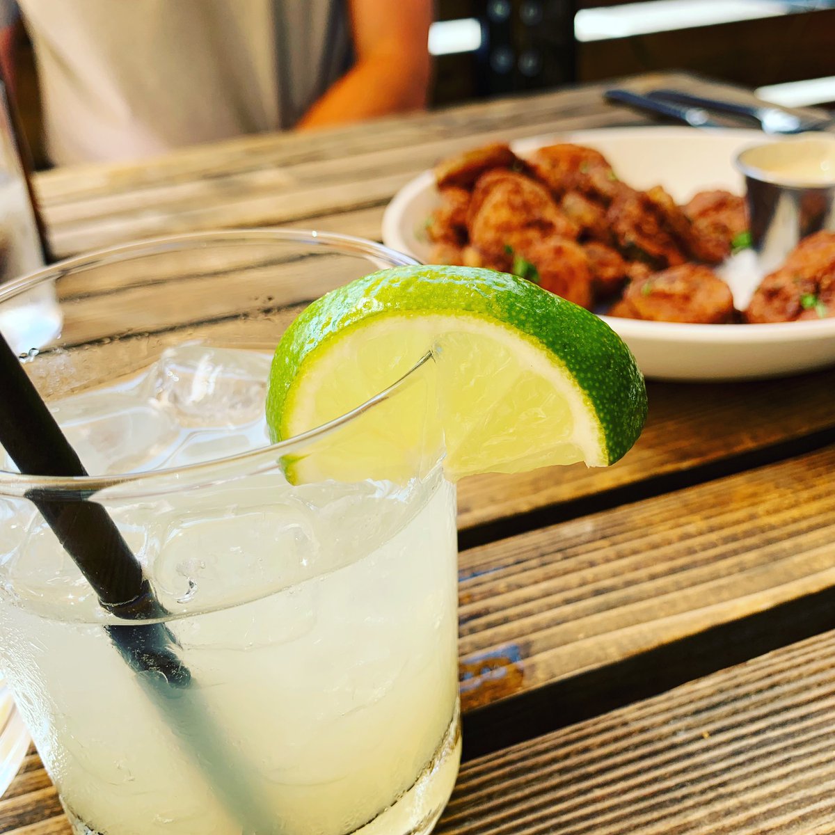 theecodivas's tweet image. Lunch on Saturdays are the best #margaritas #myman #cocobella #dogonthepatio #friedpickles #impossibleburger @thehublouisville