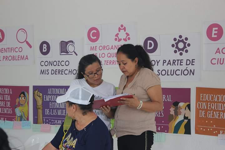 MmYoPuedo's tweet photo. Desde #Mesetas @MmYoPuedo Incidiendo para prevenir la violencia de género. #Derechos #Incidencia #Sororidad  #MMYOPUEDO @clausvarelav @ONUMujeresCol @SJeimy @alexandra_0791 @juanadeanarco @casa_la @PlataformaEICOS https://t.co/Nsc4136cl3
