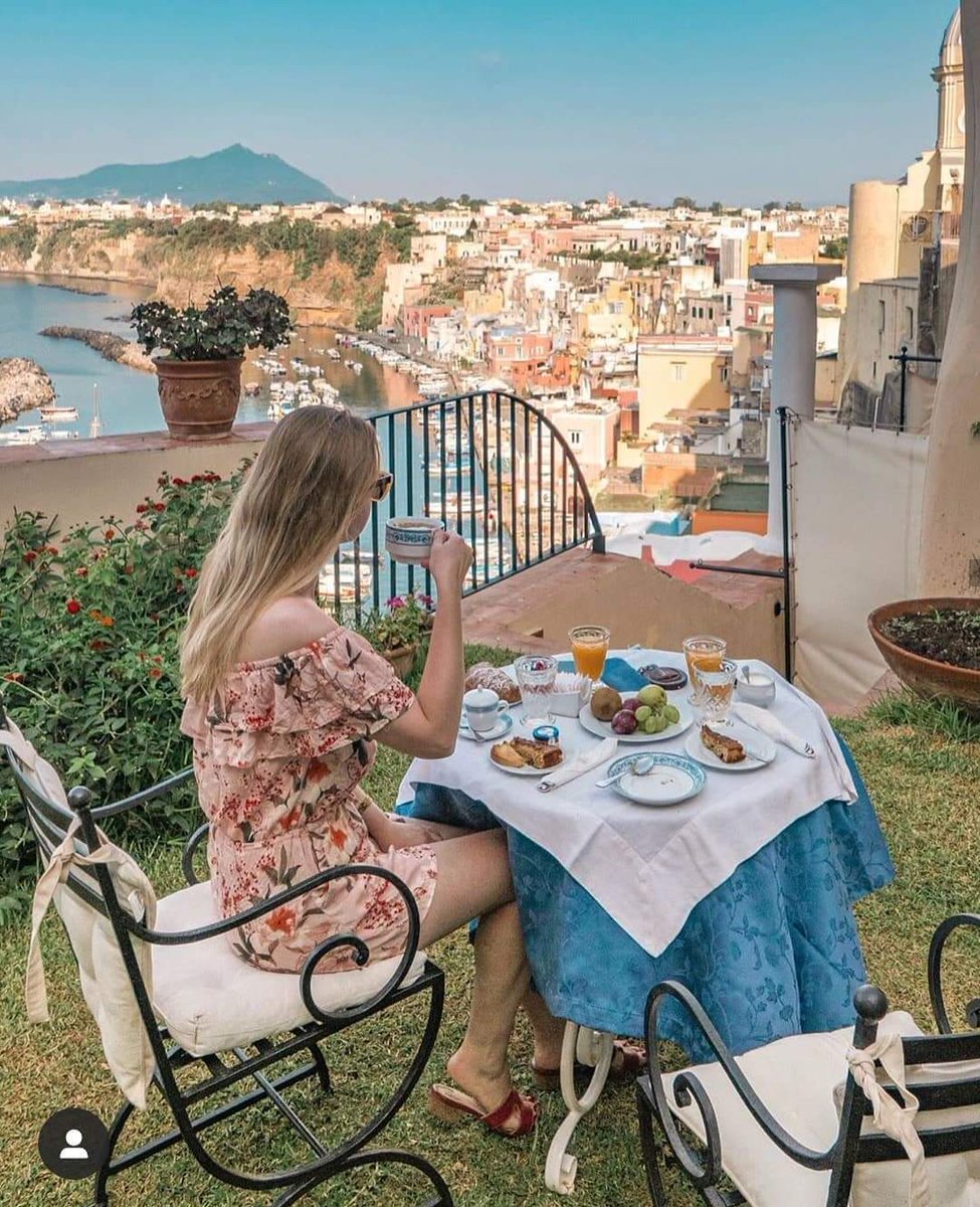 igersprocida's tweet photo. Colazione con vista
Foto di @romeexpress
Scelta da @mariarosariacostagliola
Info: igersprocida@gmail.com
Please tag your pix
#procida #igersprocida #campaniache #vesuviocoast #igerscampania #paesagginapoletani #ig_procida #italia #instagood #campaniafelix #photooftheday https://t.co/qYuygg5yyJ