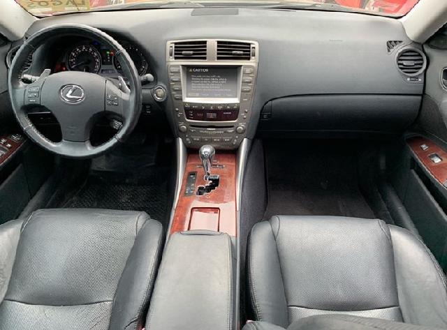 CarDealerBot's tweet photo. ** AMERICAN USED 2007 LEXUS IS250 **

Type: Lexus IS (2007)
Location: 📌 Ikeja, Lagos
Price: ₦3,150,000 (Negotiable)
Transmission: Automatic
Condition: Tokunbo/Foreign Used
Mileage: 70,000 km
Dealer: @BuyLagos_
Link: https://t.co/JbmDu0Px1O . https://t.co/NVKQ9R9Mlv
