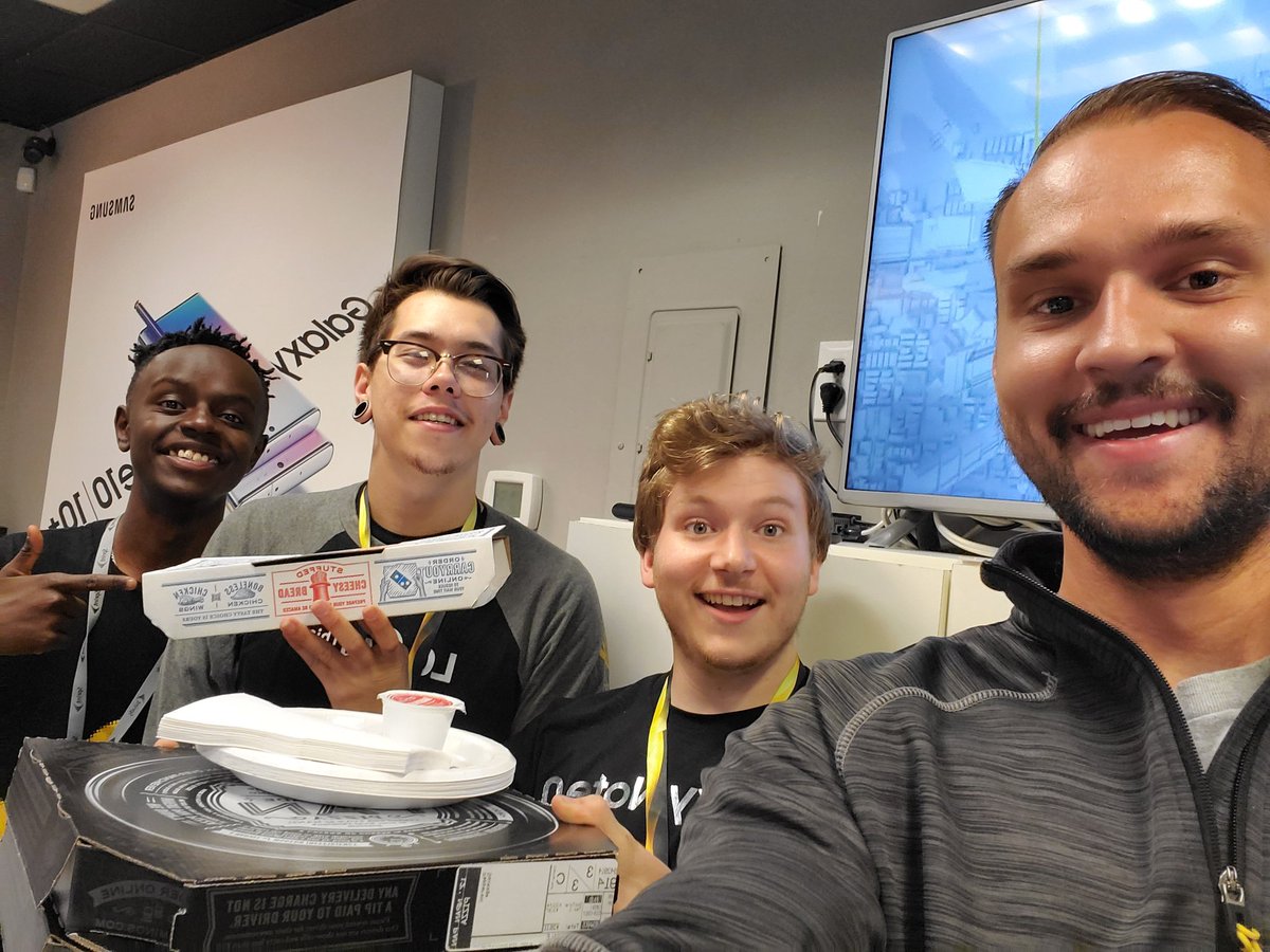 RickWesterdale's tweet photo. Commons CcComm coming through  clutch yesterday with 8 HSGA to start #SSW 🔥 #PerformaceMatters #LunchofChampions @Sprint_Ricky @JamesLeeWC #WeAreNW #PNWTakeover https://t.co/2F6sj4oYIu