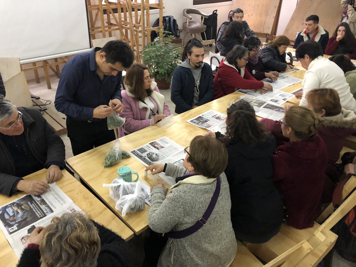 CAC_Indep's tweet photo. Estamos felices!!! Con una masiva convocatoria finalizamos nuestro ciclo de talleres ambientales con vecinos de Independencia. Agradecemos a todos quienes asistieron a nuestros talleres y al apoyo de @ambiente_indep y #IndependenciaCiudadana esperamos realizar muchos más! https://t.co/jRlo00J9xj