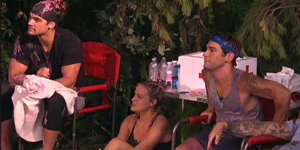 BennyDSquirrel's tweet photo. Tommy needs to be blindsided like Nick and Bell were blindsided. Karma needs to talk to the Universe and make it happen. Holly and Jackson must seize the moment! If they don't then they've been talking smack. #SaveCliff #bb21 https://t.co/XfRYrTmoda