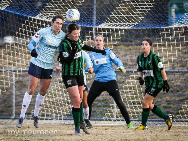 RoyM_Photo's tweet photo. Rugged up (double-socked) for the @CapitalFootball WNPL 1st grade clash between @MonaroPanthers  and BUFC at McKellar Park on a very chilly Saturday afternoon. 
Lots more photos at:
https://t.co/lLsmxTkREV https://t.co/iqGe1cnYDP