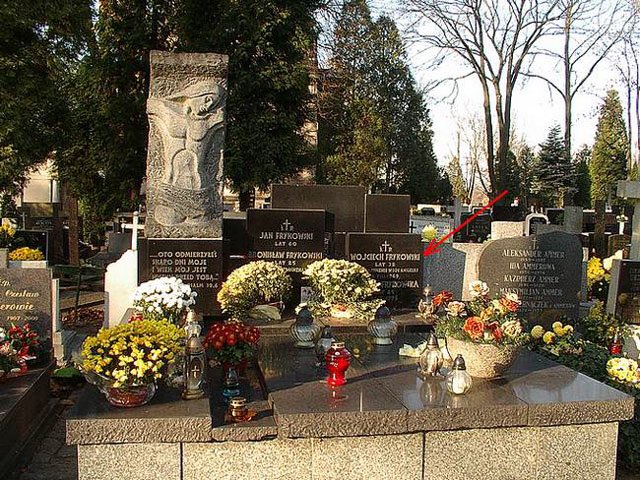 scoutbebabo's tweet photo. Remembering the lives that were senselessly murdered 50 years ago over the course of two days #JaySebring #WojciechFrykowski #LenoLaBianca #RosemaryLaBianca #StevenParent #AbigailFolger #SharonTate #PaulPolanski Be@EternalPeace,always. never forgottenπππ―ππΎ https://t.co/K1maqW27z3