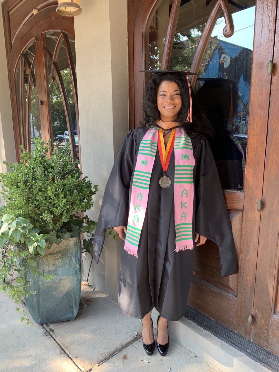 MMcDaniel360's tweet photo. Happy to say I am at the end of this journey. Ready to embark on something new and beautiful. #mba #strayergrad #classof2019 #alphakappaalphasororityinc #blackexcellence #charlottenc #mastersdegree #charlottenative https://t.co/tHP3PitjNc