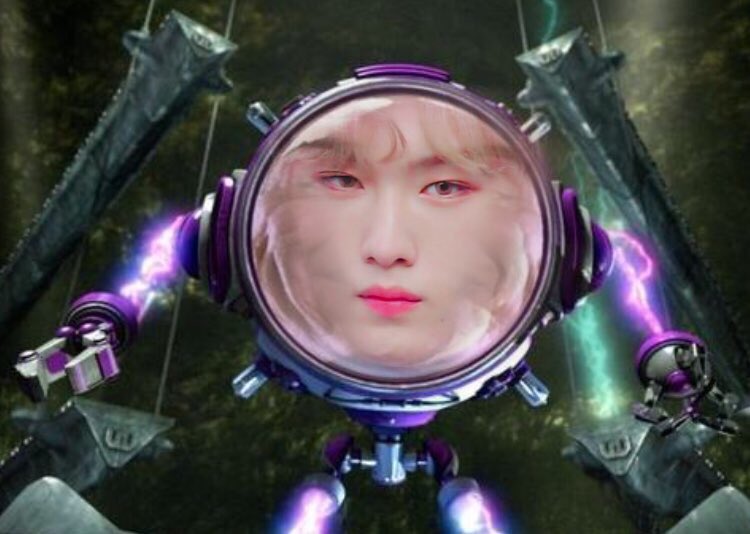 atzsgf's tweet photo. i was so high last night and i made this??????? what rhe FUCK https://t.co/zSyLhHoB4N