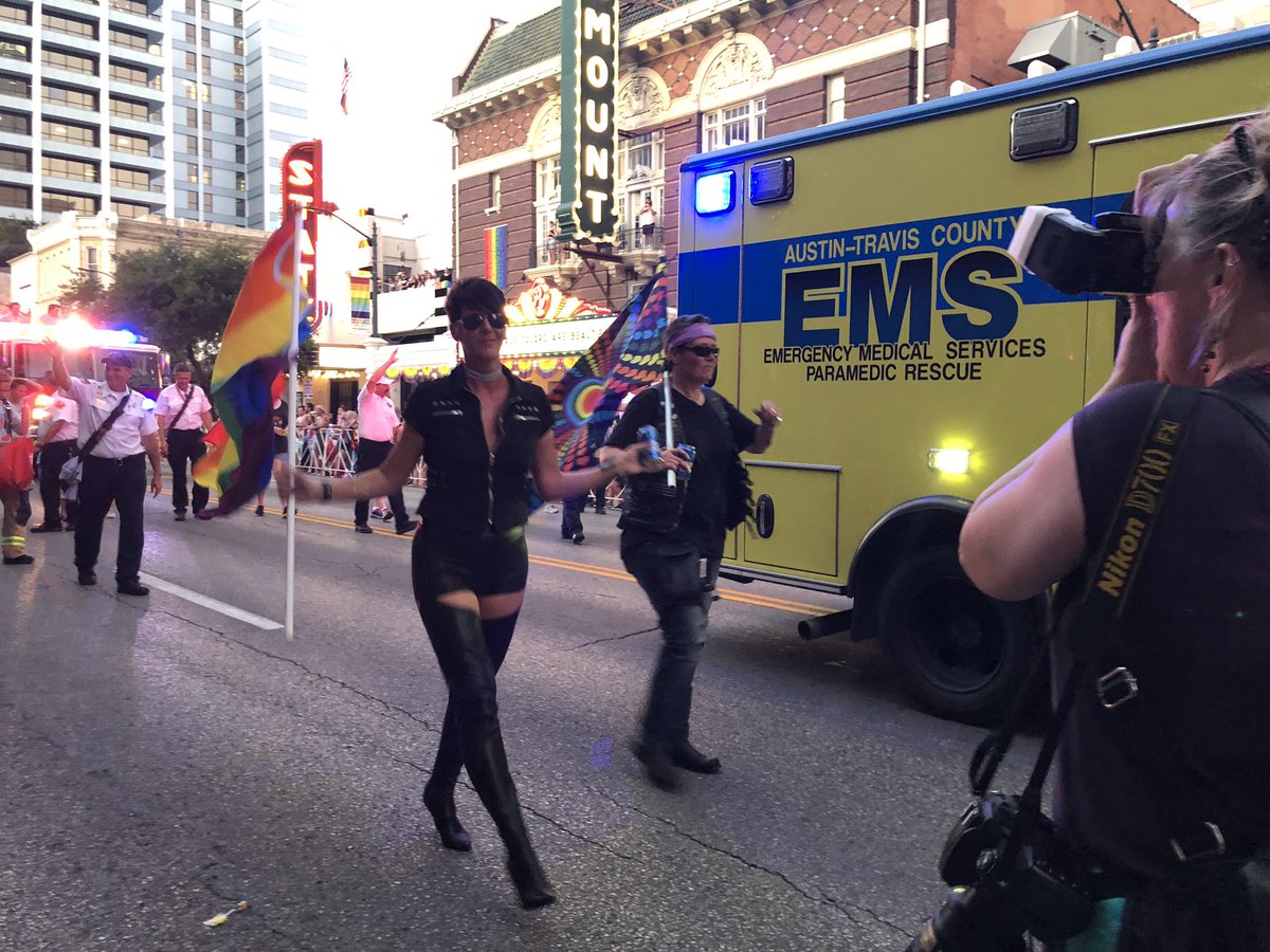 hicandyr's tweet photo. .@ATCEMS, @austinfiredept and @Austin_Police #SWAT at @AustinPride. #prideATX @KXAN_News https://t.co/d46PDeXBvj