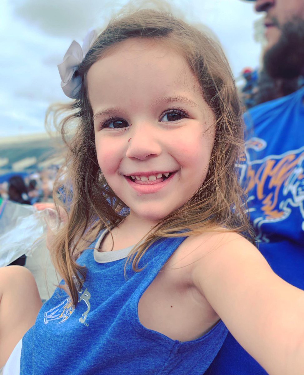 AllHall901's tweet photo. Uncle Austin’s number one fans were in the house today for fan day!! #AddyG #EasyE #Gonumber25 #GoTigersGo https://t.co/77Akv28erl