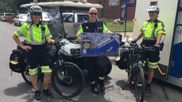 TorontoMedics's tweet photo. Coming together @taste_danforth. Working as one #tasteofthedanforth2019 educating the public while covering the event. Thank you for having us. ^py https://t.co/RXVhUoLNxo