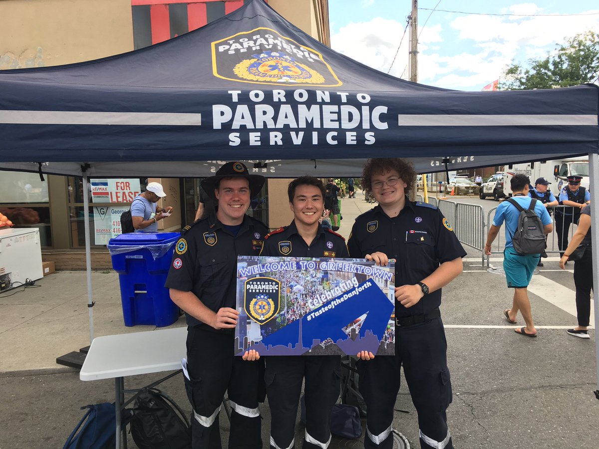 TorontoMedics's tweet photo. Coming together @taste_danforth. Working as one #tasteofthedanforth2019 educating the public while covering the event. Thank you for having us. ^py https://t.co/RXVhUoLNxo