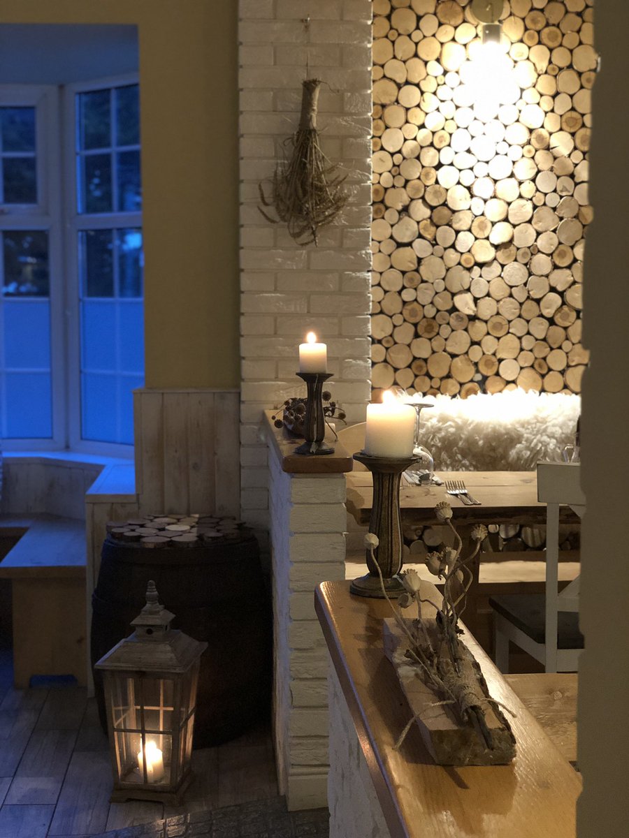 ChefConsultant's tweet photo. Today we have had guests from:

North London
Poland (!)
Milton Keynes
Corby
Peterborough
Castor 
Crowland
..and numbers of our regular guests from Eye

Thank you for making @HouseOfFeasts a dining destination🙏 

Yes, I talk to all my guests, sometimes we even drink wine together https://t.co/0vVoLPQ4RQ