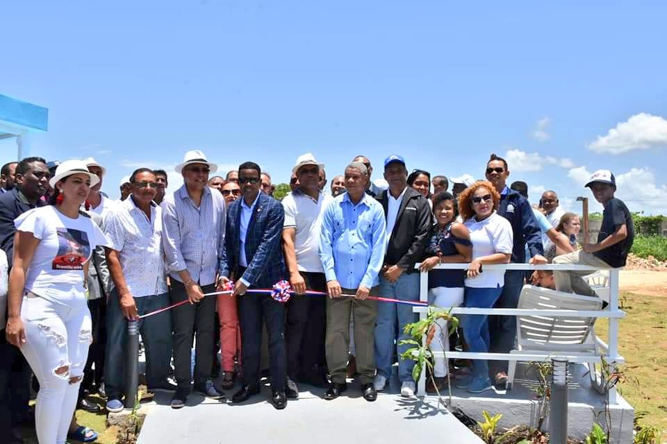 CodiaCentral's tweet photo. Con las palabras de agradecimiento de nuestro Pte., Arq. @gomdis y los miembros de la Junta Directiva Nacional, inauguraron las nuevas instalaciones para la recreación de toda la #FamiliaCodiana en la Casa Club del Codia Central.
#CodiaInaugura
https://t.co/FPDHbjt6zx https://t.co/pGjRUSGJOt