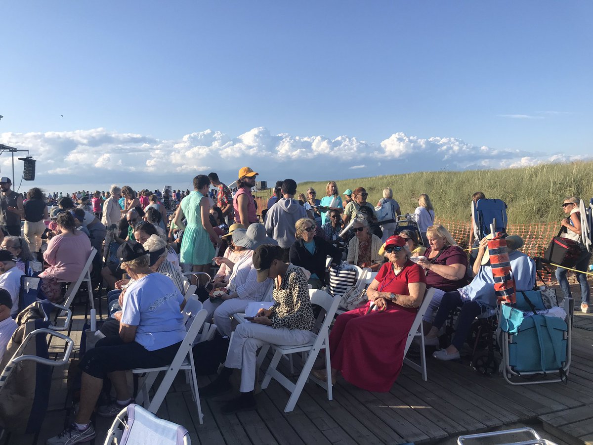 NantucketGuide's tweet photo. #popsonack https://t.co/9Gi6hI3nke