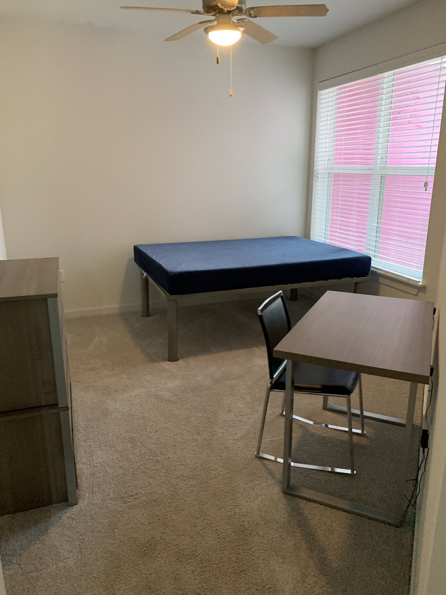 GrandeEdinburg's tweet photo. This beautiful 2 bedroom could be yours completely FREE for the month of August‼️😃🙌🏼Call us today at (956) 316-1815 to find out how you can become a legendary resident.🤘🏻🏠😎🖊#LegendsEdinburg #residentlife #modernliving #livelegendary #signnowpaylater https://t.co/wYWZHS4u1a