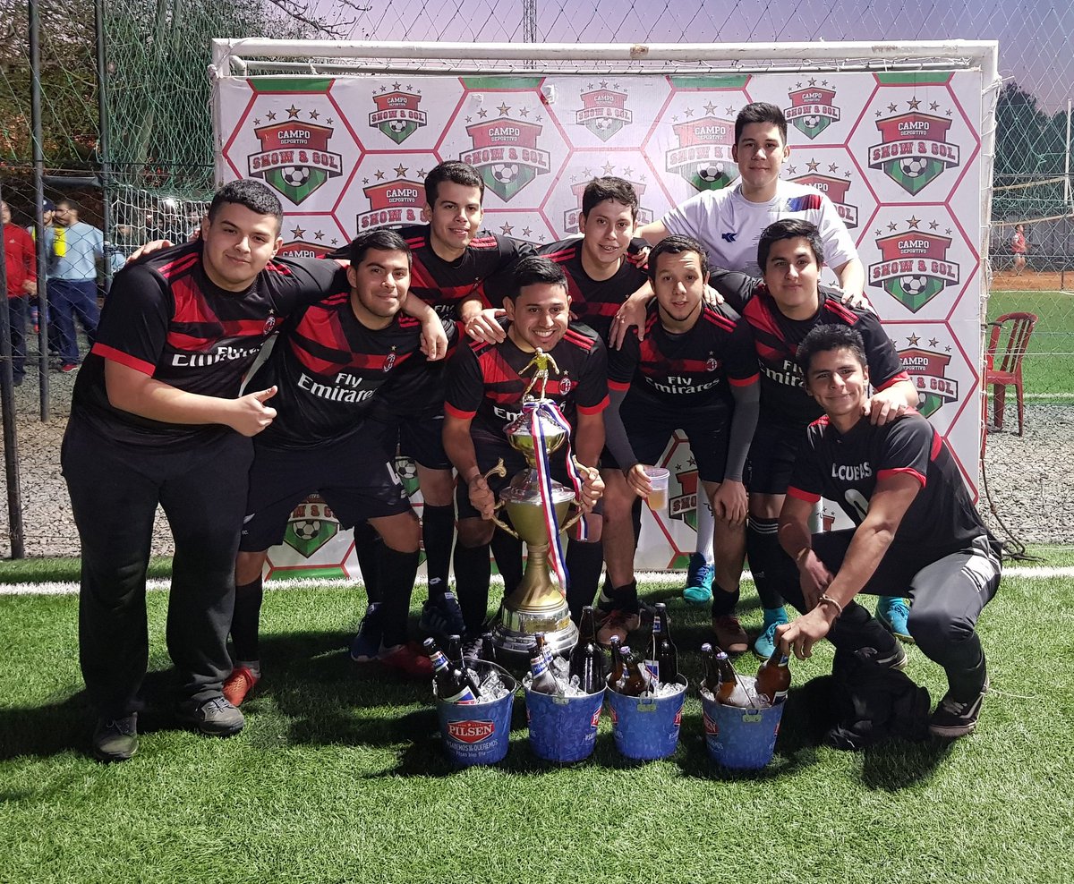 copaamistad_'s tweet photo. 📸 @emca013 

🥇 CAMPEÓN 
🏆 #CopaAmistad #TerceraEdicion 

Premios:
💰 800.000 Gs.
🍻 2 rondas https://t.co/HXACwFNTzX