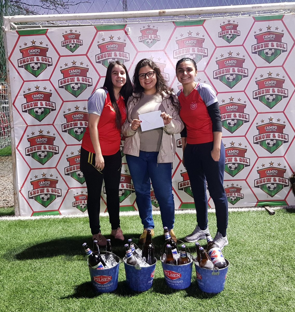 copaamistad_'s tweet photo. 📸 @Portlandctnfc 

🥈 Vicecampeonas
🏆 #CopaAmistad 

Premios:
💰 150.000 Gs.
🍻 1 ronda https://t.co/IsQY0eHolc