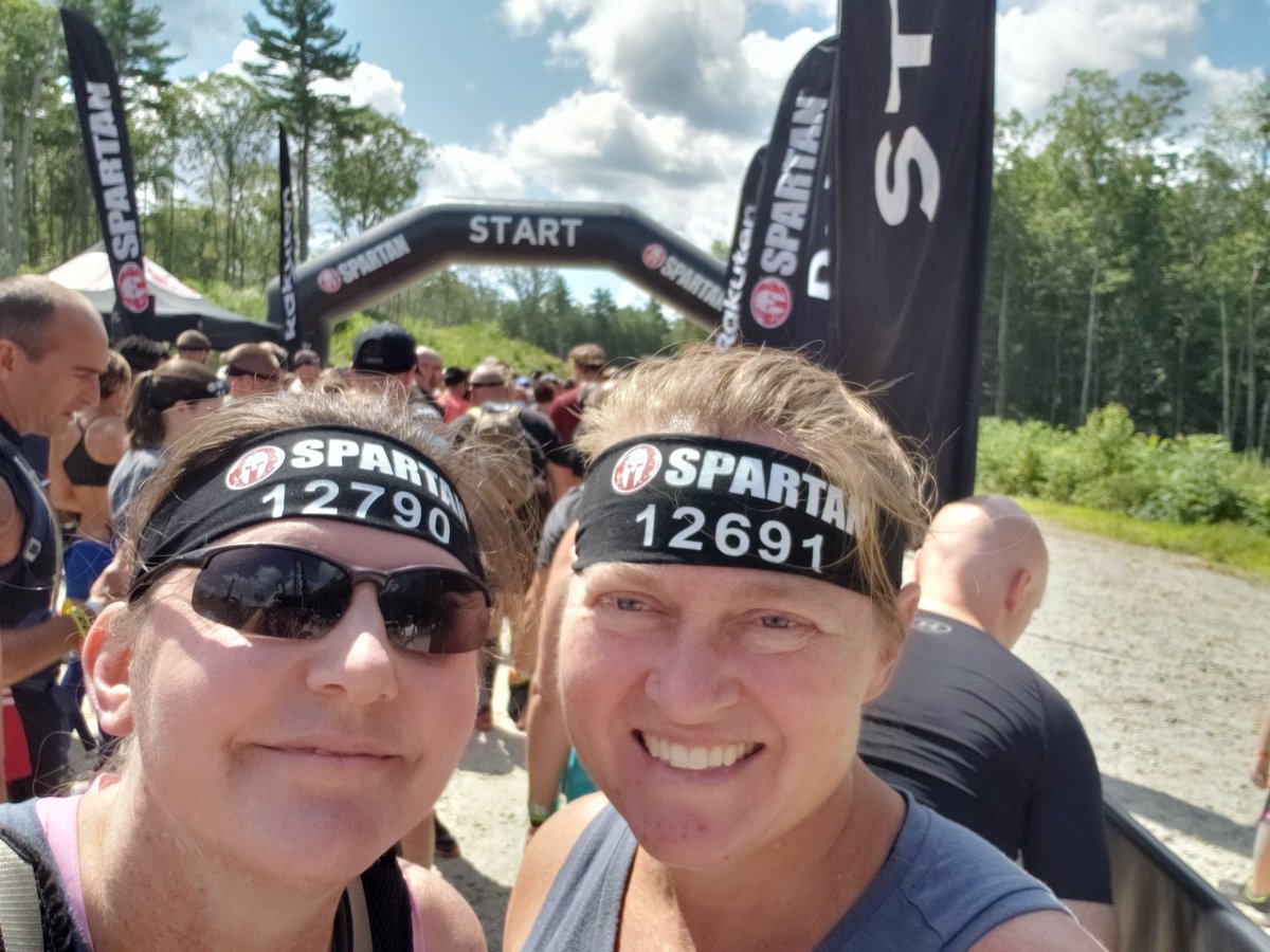 KnightsCathy's tweet photo. 4 1/2 hours, 8.1 miles, 30+ obstacles, 185 burpees. Fitness and wellness don't mean you have to be fast or win any races. You just need to get out there, keep putting one foot in front of another, and have some FUN. Aroo, Aroo, Aroo #ECSKnightlyNews #SpartanBoston https://t.co/U9DHvtzHX2