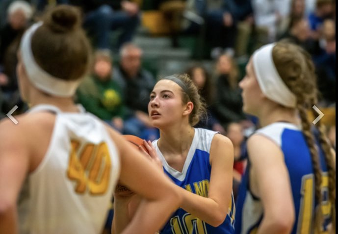 jphillips3231's tweet photo. I wanted to thank my family, friends, and coaches for helping me along the way but I am truly blessed and honored to say that I will be continuing my acedemic and basketball career at Rochester University!#family#warriors 🏀💪🏼 https://t.co/ZLJ6CltSZD
