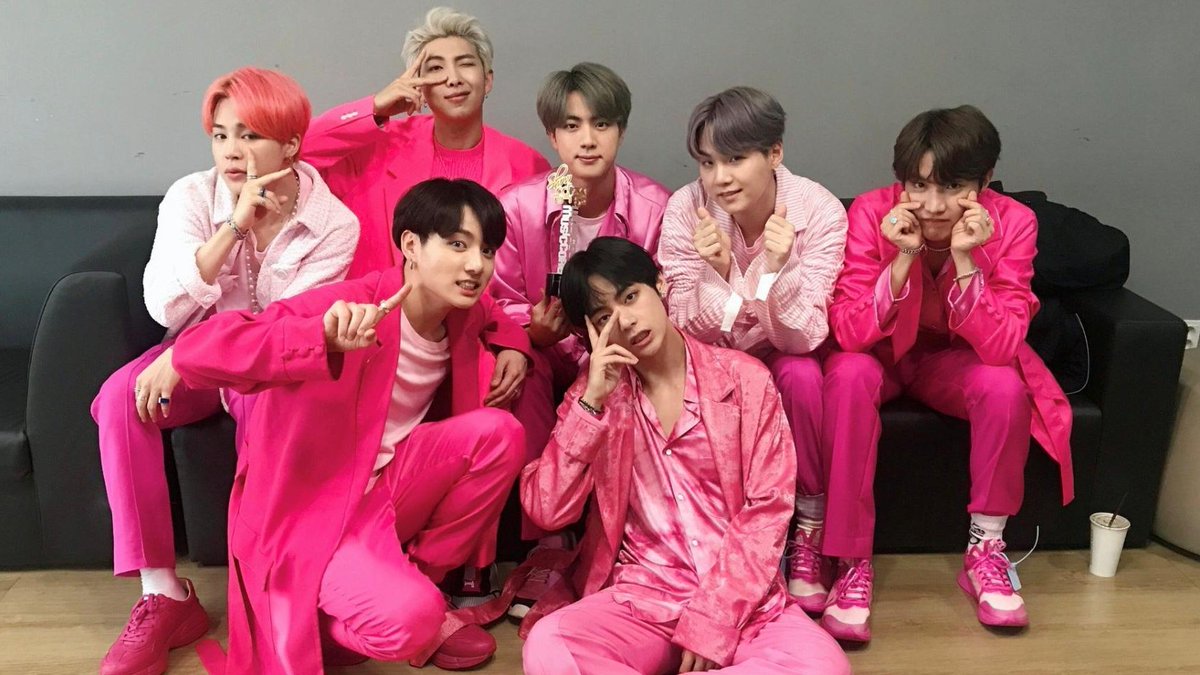 Bts luv. группа бтс постер.