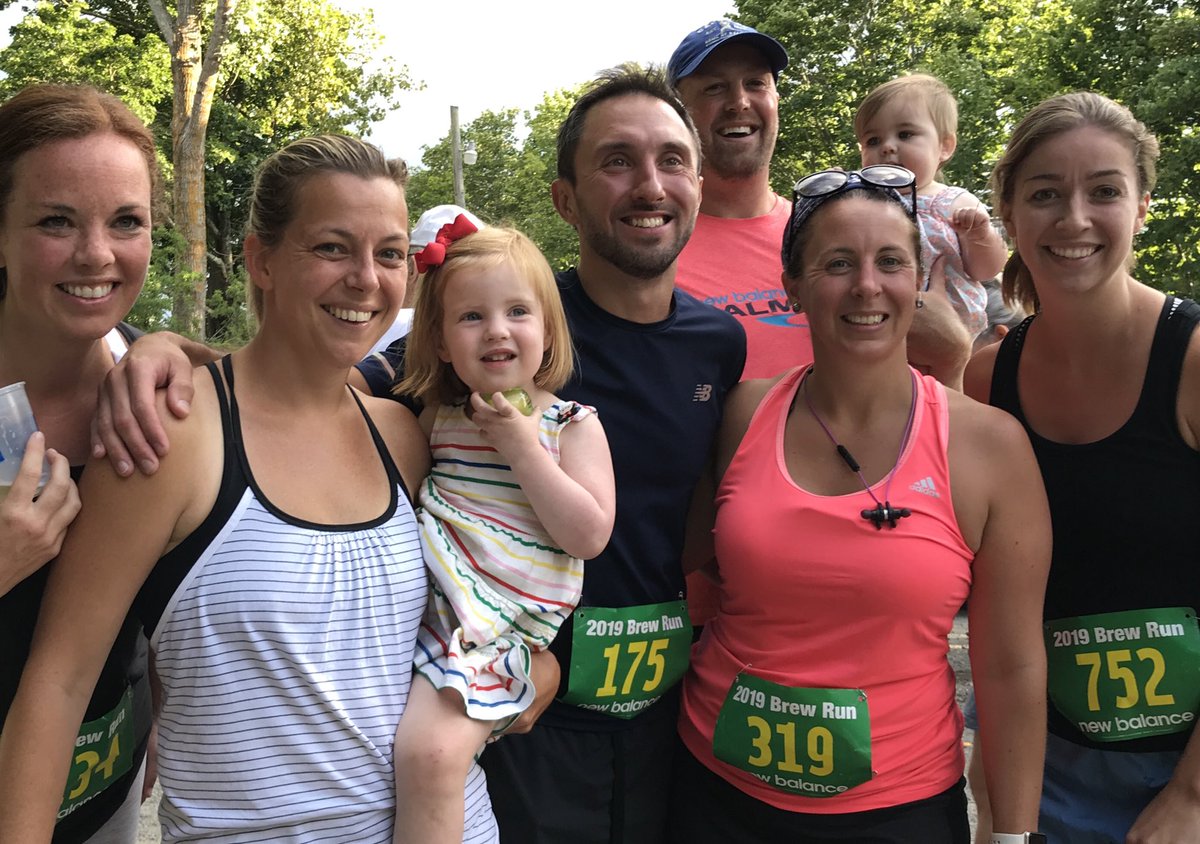 profehendrickx's tweet photo. Summertime is the best time! See y’all in a few weeks! #capecod #brewrun #brewster #needtorunmore #framily #correresbueno https://t.co/nCSMlbkMUq
