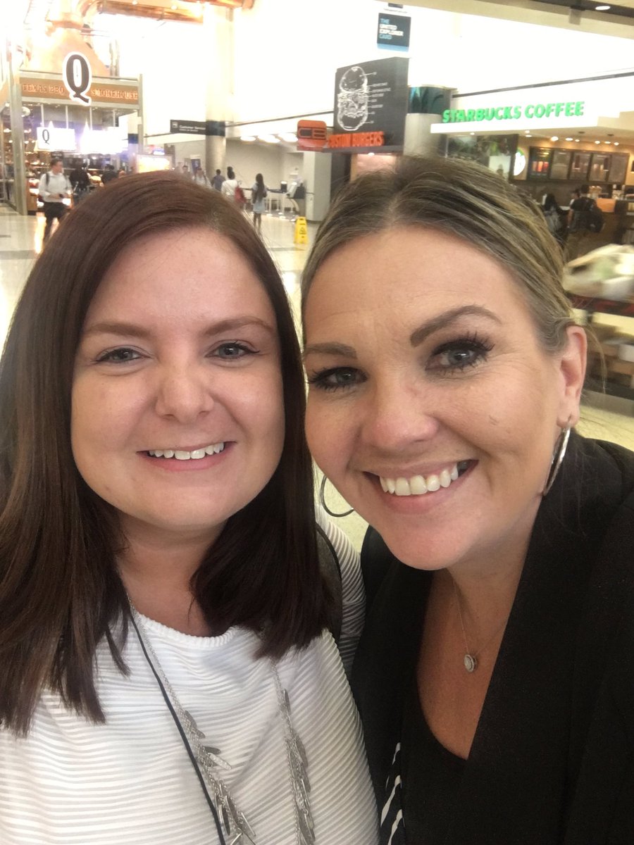 vargas_cara's tweet photo. Best wishes to our IAHHR intern Stephanie Costa! She had a great summer with us learning and growing and is now going back to school. @weareunited #IAHFamily #FieldOpsHR https://t.co/06zemHf3kV