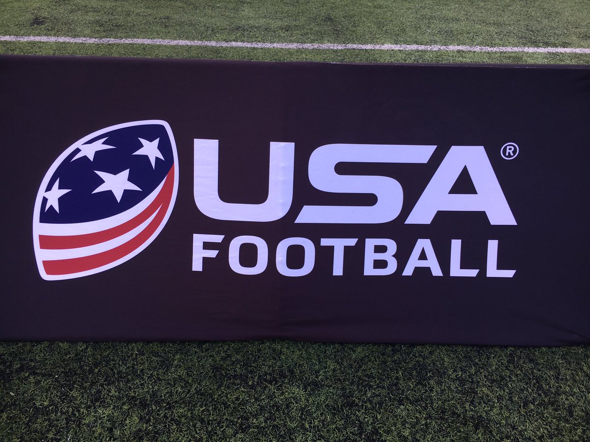 SchwartzSports's tweet photo. At the @USAFootball @RiddellSports #ProtectionTour at @MetLifeStadium https://t.co/SzUTU7PIzn