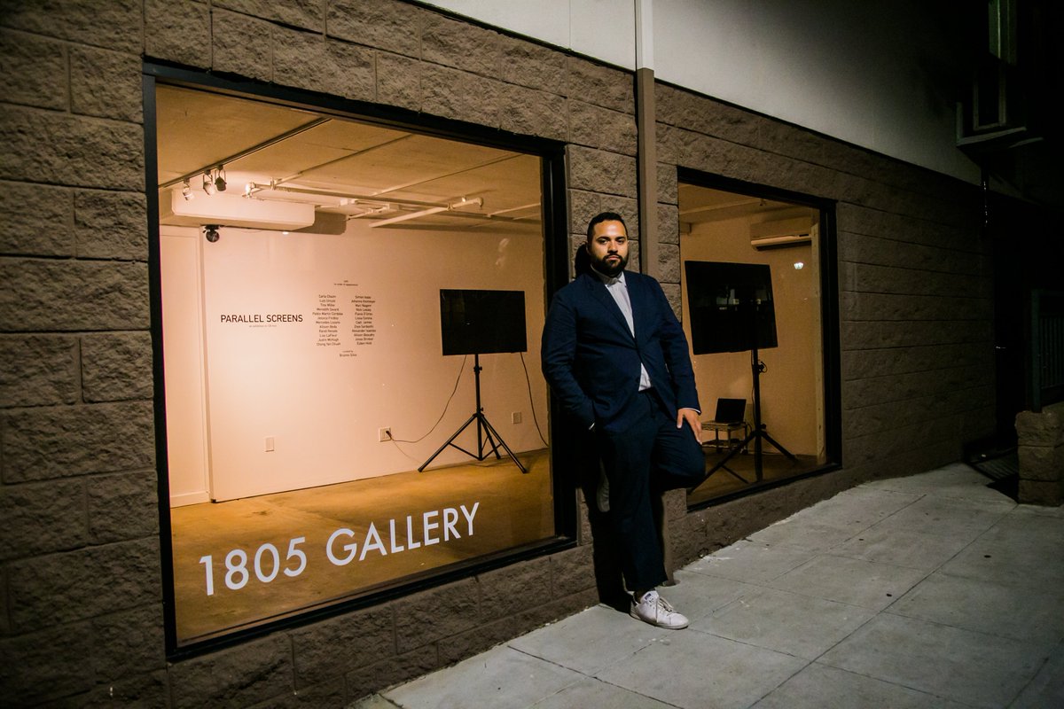 allisonbeda's tweet photo. Parallel Screens Exhibition Screening TODAY! Sat Aug 10, 1-3PM @1805gallery @Brunnosilva 
Thrilled to have work in this exhibit!   @portovistahotel
Parallel Screens Exhibition Screening Saturday August 10, 24 artists 120 min
1805 Columbia St, San Diego CA 
The show is very cool! https://t.co/ORPaGJxulu