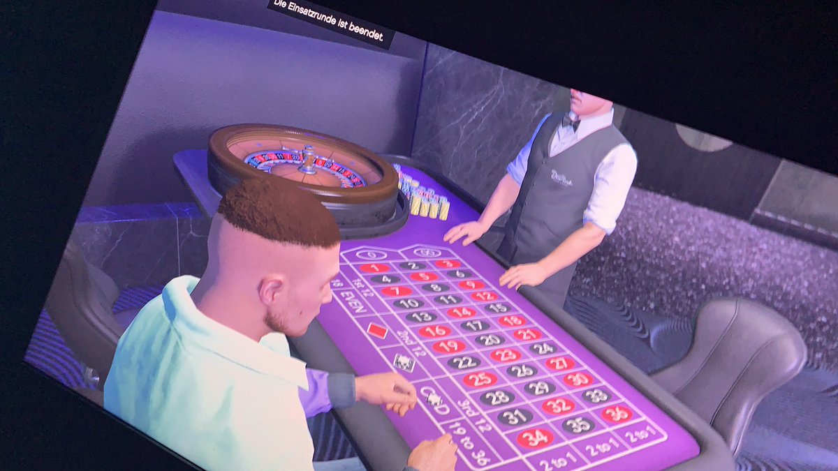 ReloYouTube's tweet photo. Ty @RockstarGames stuck at Roulett Table, bet 50k on ODD and Black... fucking buggy shit game pls fix lobby joining ur sent to story mod if u choose online instant at the menue... fuck this shit https://t.co/8VC0X3MKJl