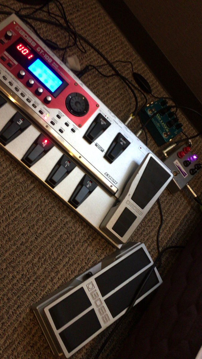 RiichiKambe's tweet photo. 結局朝からこれかよ…#philjonesbass #jesinternational #bosseffector https://t.co/vmhvneAEr0