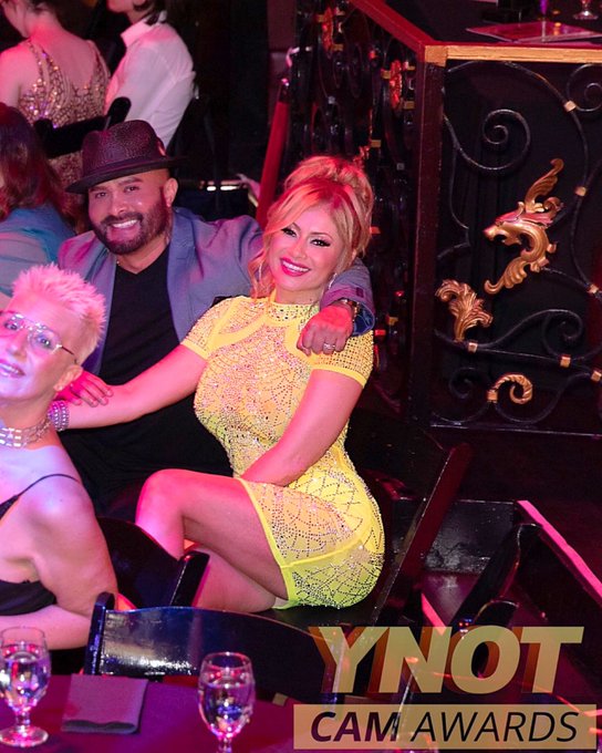 #ynot2019 #ynotawards #hollywood with my hot date https://t.co/8nHA7NrUAX<a href="/tag/ynot2019"class="tags">#ynot2019</a><a href="/tag/ynotawards"class="tags">#ynotawards</a><a href="/tag/hollywood"class="tags">#hollywood</a>