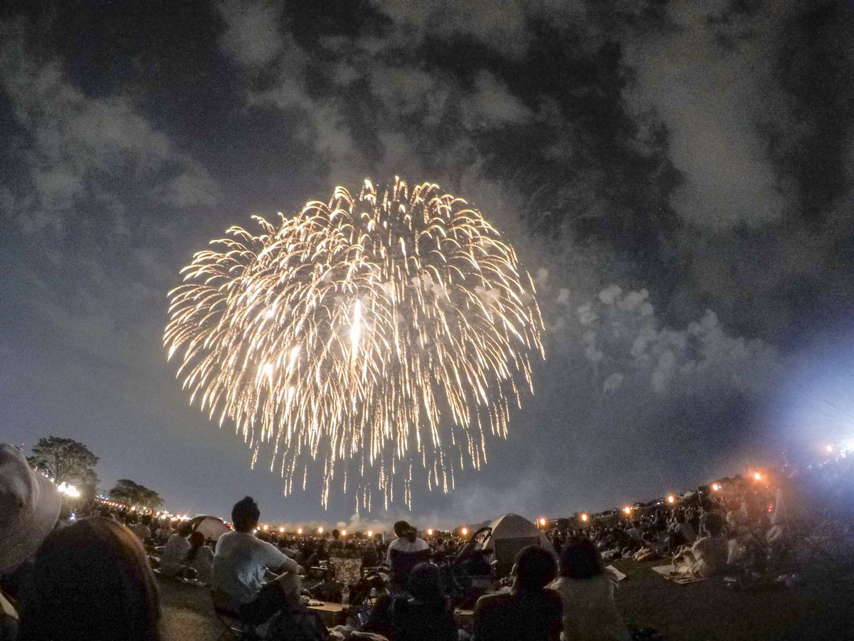 Uvu Twitterissa 前橋花火大会 大玉100発花火連発打上 Gopro Goproのある生活 的な 前橋花火 前橋花火大会 花火 大玉花火 Lightroom T Co Rlagtvfknv Twitter