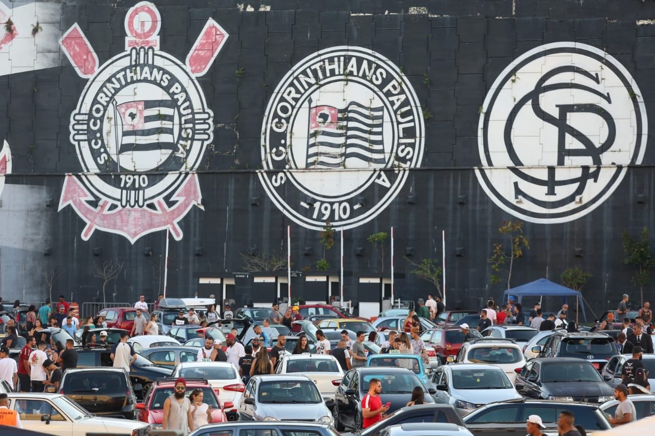 Candidato à presidência não descarta SAF no Corinthians: 'Podemos fazer'