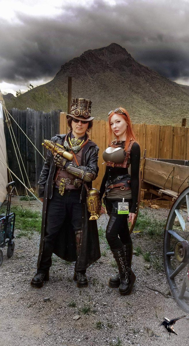 HirschlRick's tweet photo. #Steampunk #wildwestcon #WWWC8 #PhotosbyRaVen #Arizona #OldTucson #KazumitsuAkamatsu #Cosplay #CecilyGatewood #takenwithgalaxy Photographed with Samsung Galaxy Note 8 2019. https://t.co/68XfubEUdg