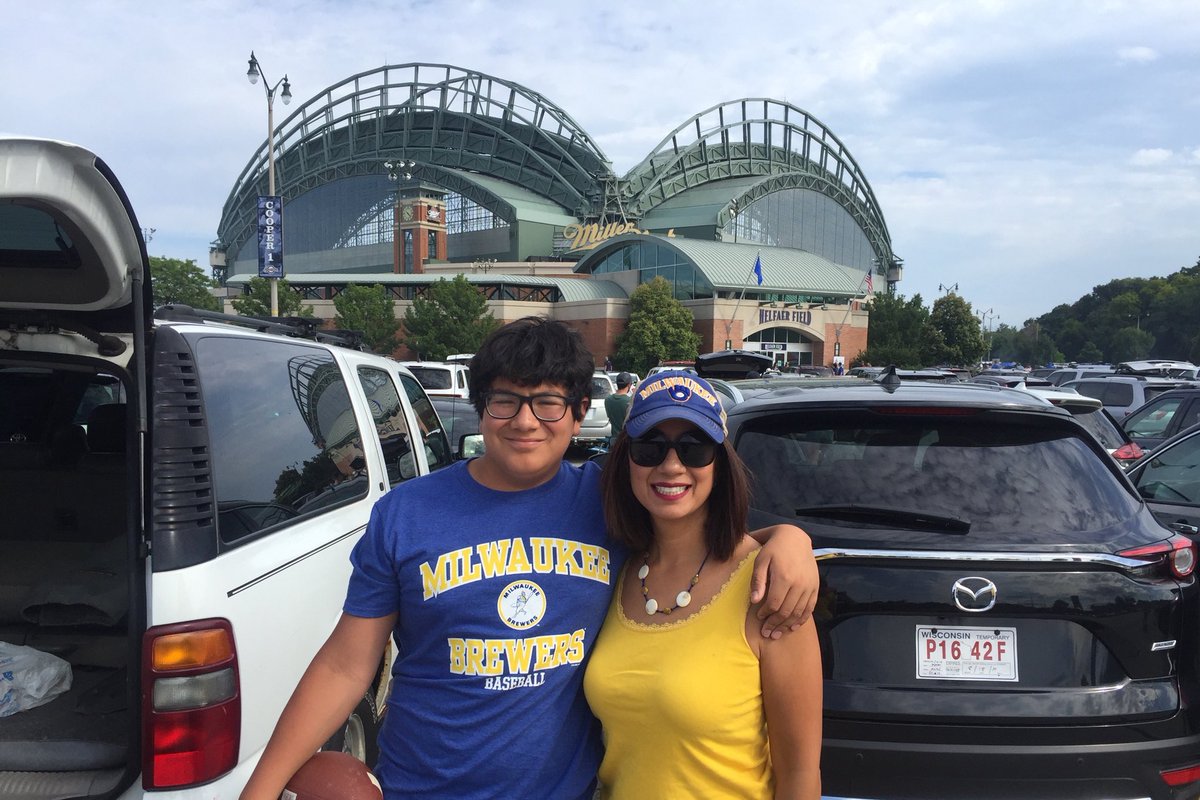 LauraGUCC's tweet photo. Happy 14th bday to my only baby boy Xavier! #letsgobrewcrew https://t.co/FEHukgfSZS