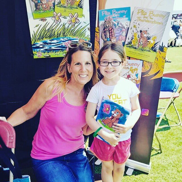 PikaBunnySays's tweet photo. Who can resists that smile? #knoxville #knoxreads #tennessee #pikasmiled https://t.co/zLUDUVp1xJ
