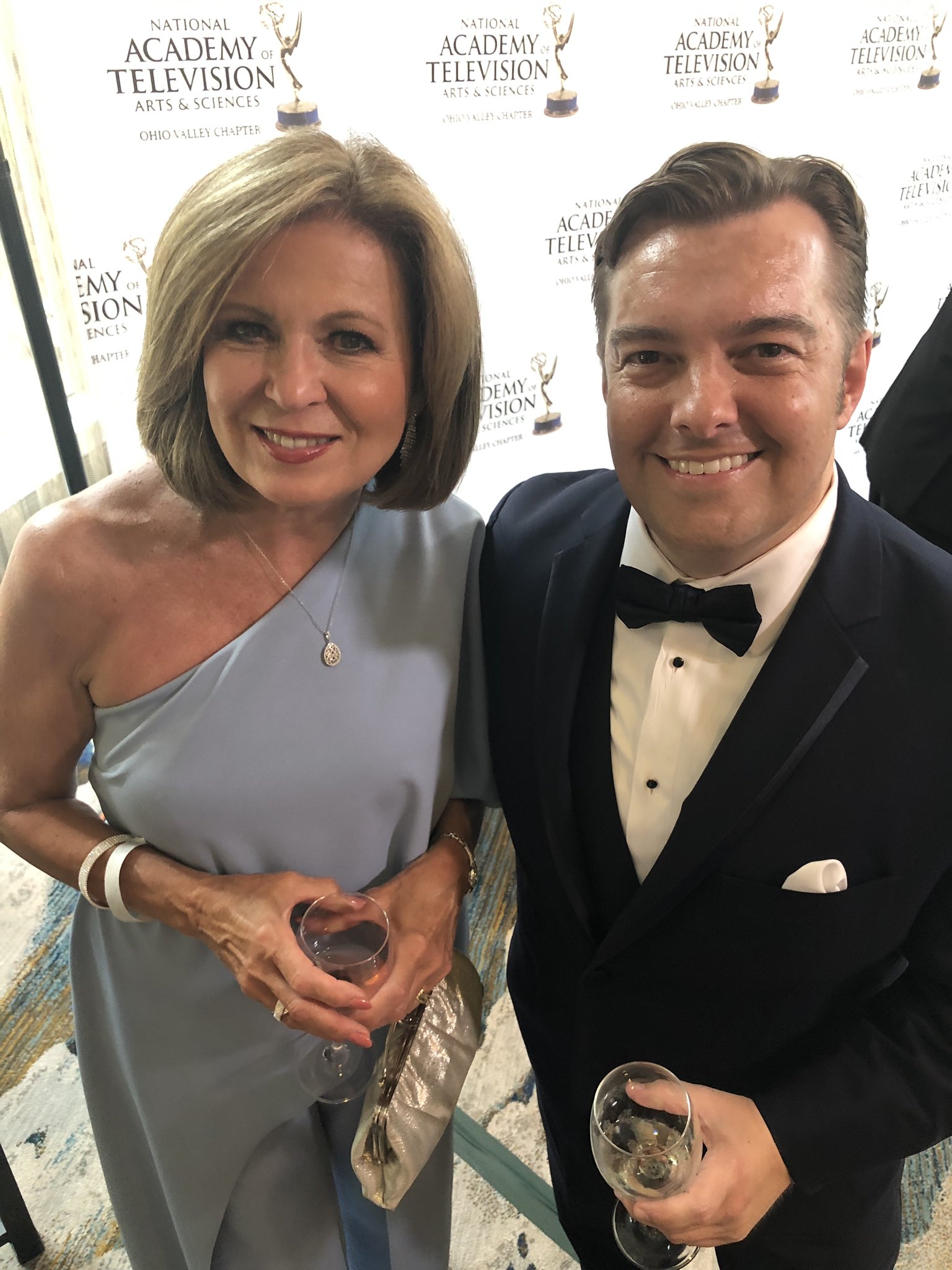 Colleen Marshall on Twitter: "That time at the Emmy's that Glen McEntyre  and I proved that we can all get along. #OVEmmys https://t.co/E4lPSZZB8W" /  Twitter