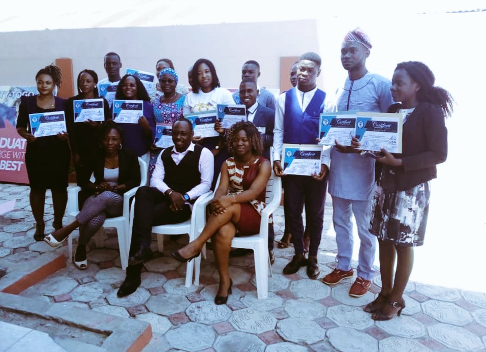 coachalexbalogu's tweet photo. The first Leadership and Business Academy in Benin. Our participants graduated today. 
#leadershipandbusiness 
#VIPWorld https://t.co/sKKDnBhI5B