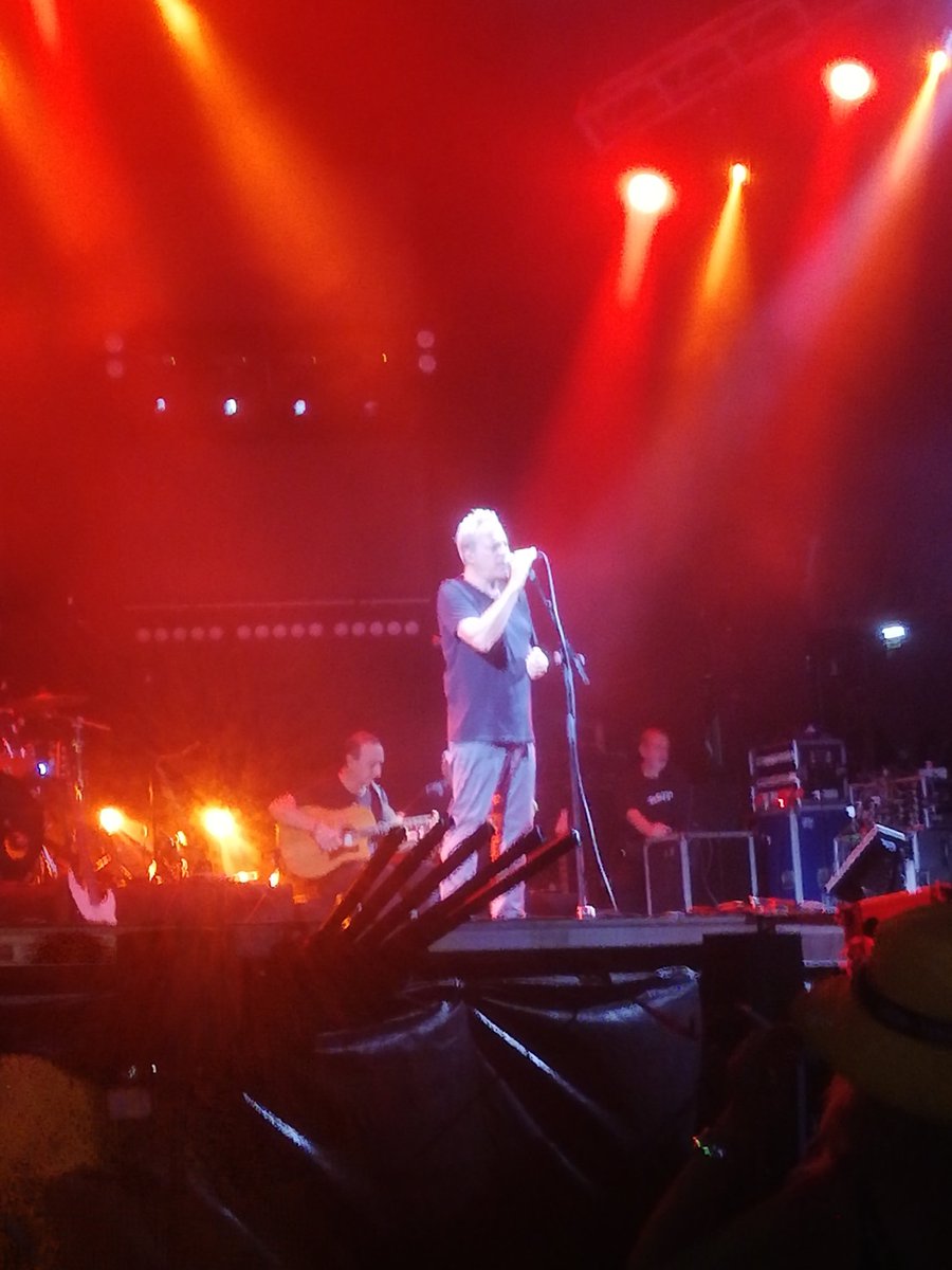 Graaaaaandes <a href="/HombresG/">Hombres G Oficial</a>!!! Pedazo concierto, sin palabras ❤️❤️❤️❤️❤️ volved pronto por favor 🙌🙌🙌🙌🙌 #Fiestoron2019 #Arucas #GranCanaria #10deagosto #HombresG #quécortosemehizo