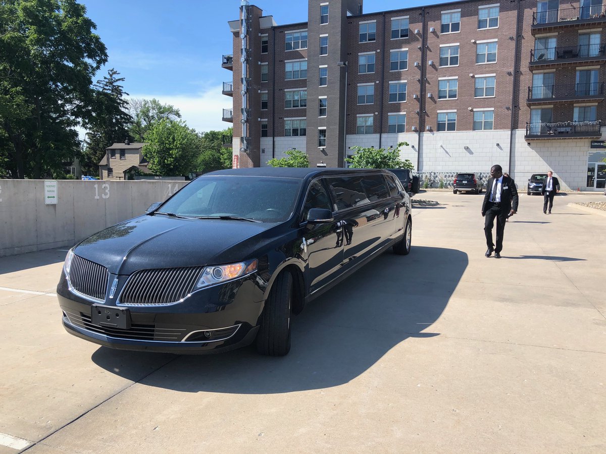 Anamancs's tweet photo. Anaman Concierge Services is excited to be part of the Coralville Block Party tonight!

Come enjoy free Limo Ride with us on 5th Street from 7:30pm to 9:30pm. 

https://t.co/BCoRlDjeb6 https://t.co/gnW4AwJnTd