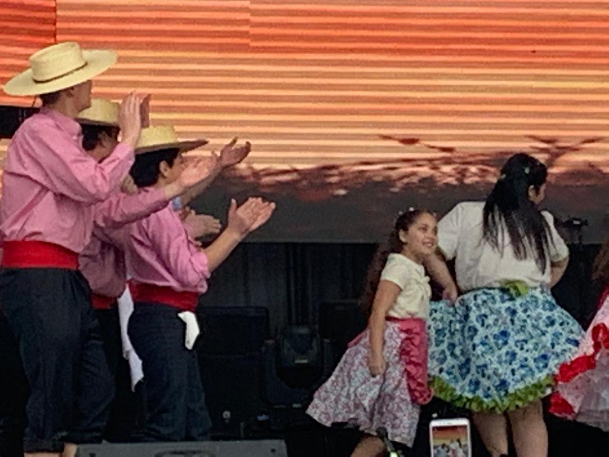 Chilegast's tweet photo. Este año nuevamente estamos presentes,  apoyando la fiesta  costumbrista #ChanchoMuerto2019 que ya lleva siendo una tradición en la ciudad de  #Talca y que hoy es la muestra  gastronómica de la zona más importante  🇨🇱🍴🍷. #TalcaATodoChancho2019 https://t.co/xiQ7Uk7Lgn
