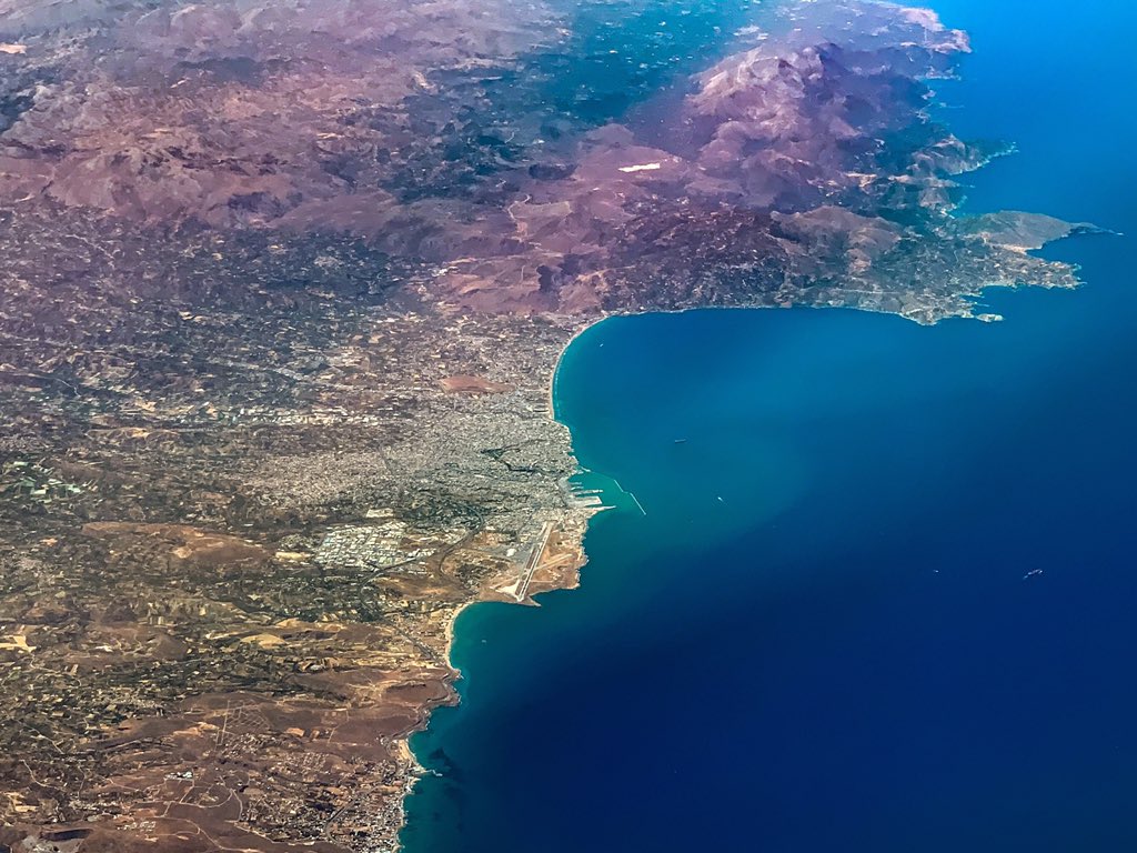 CaptainLacroute's tweet photo. [#AirFranceInTheAir]
#AF814 from #NBO to #CDG 
Flying abeam #Iraklion north of #Crete . The first European civilisation, the Minoan civilisation, flourished on this land 5000 years ago !
@AirFranceFR 
@BoeingFrance #Dreamliner 
#avgeek #CockpitView #ILoveMyJob #PilotLife https://t.co/KkuxScHUKH
