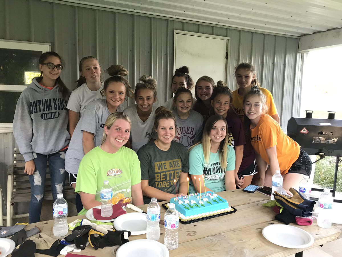 Alexandria Volleyball tweet media