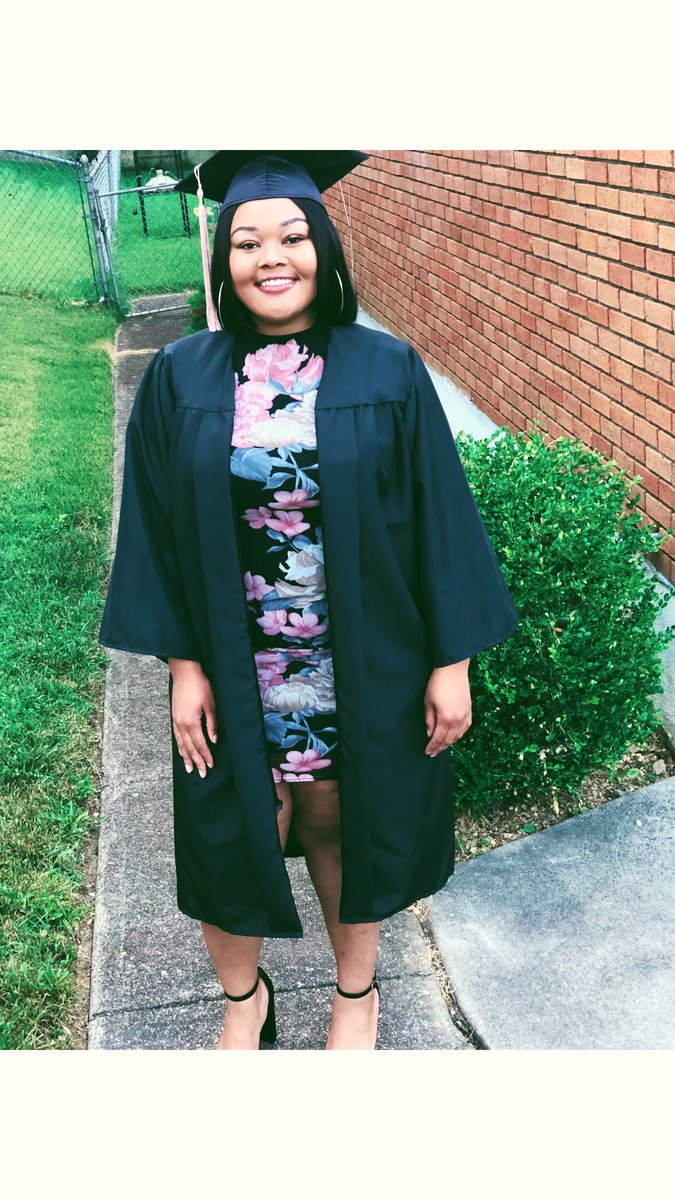 youlovemyra2's tweet photo. I graduated today 👩🏽‍🎓 #UCGRAD19 https://t.co/UwrGtkb7iJ