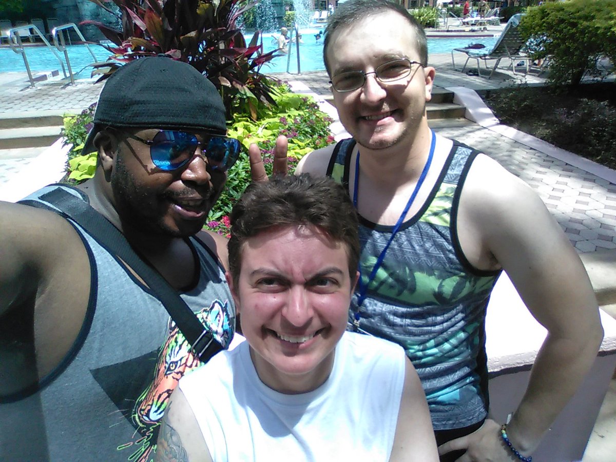 geoson16's tweet photo. @MegaplexCon having a great time here at Megaplex #Megaplex2019 #funinthesun #pooltime #wetfurs #magiciseverything https://t.co/P5fAz5qZl4
