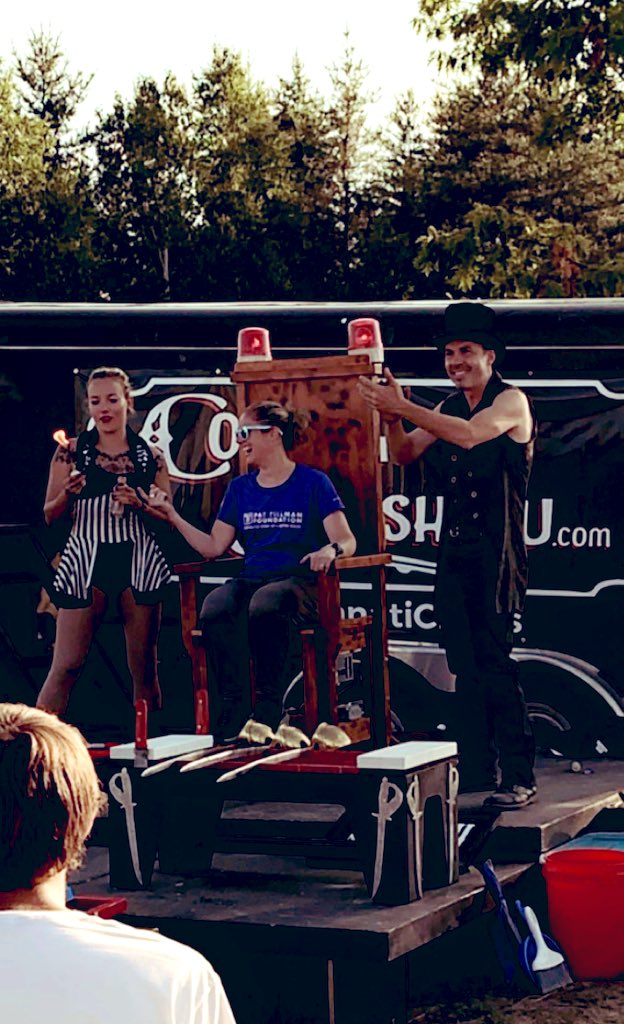EmilyVMagic's tweet photo. I only caught the last few minutes of their show, but hats off to Nikki and Dave with https://t.co/8Y59EpS4Ka for their mad fire eating (and other) skills! I’m sure @pennjillette would’ve enjoyed the show. https://t.co/kqJJxZZ8oW