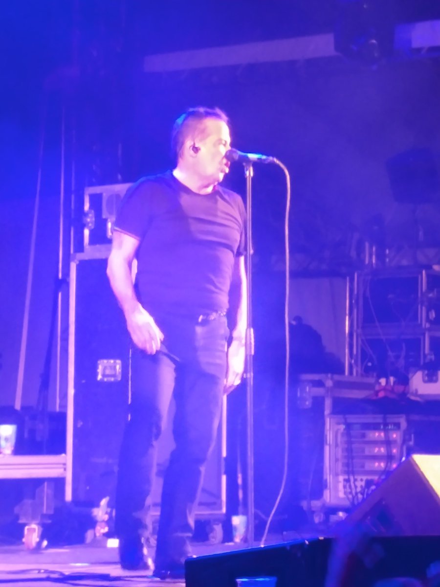 Eu quero sempre mais...eu espero sempre mais...