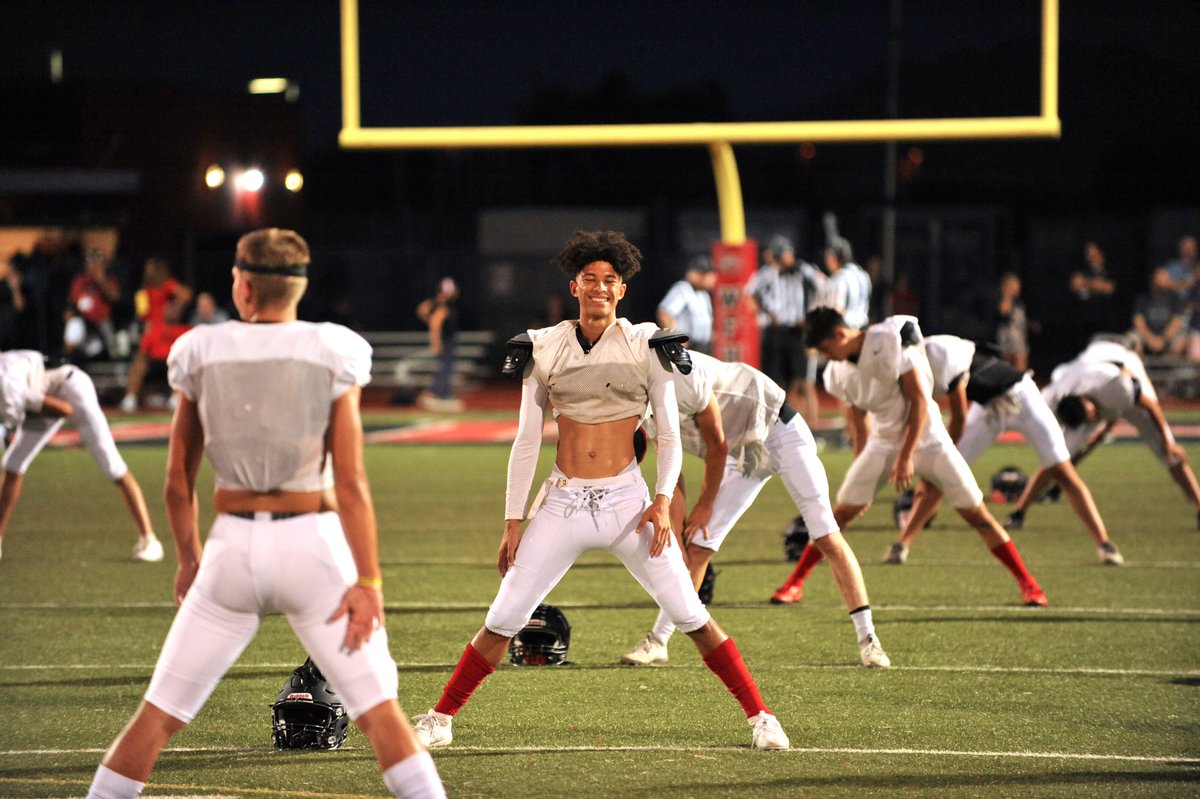 WFFootballTeam tweet picture